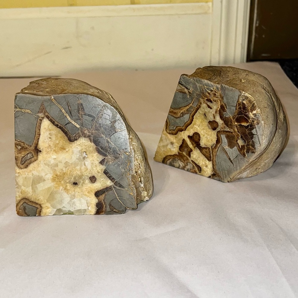 Vintage Set Large Septarian Stone Natural Bookend Decor Dragons Egg RARE FIND - Picture 2 of 14